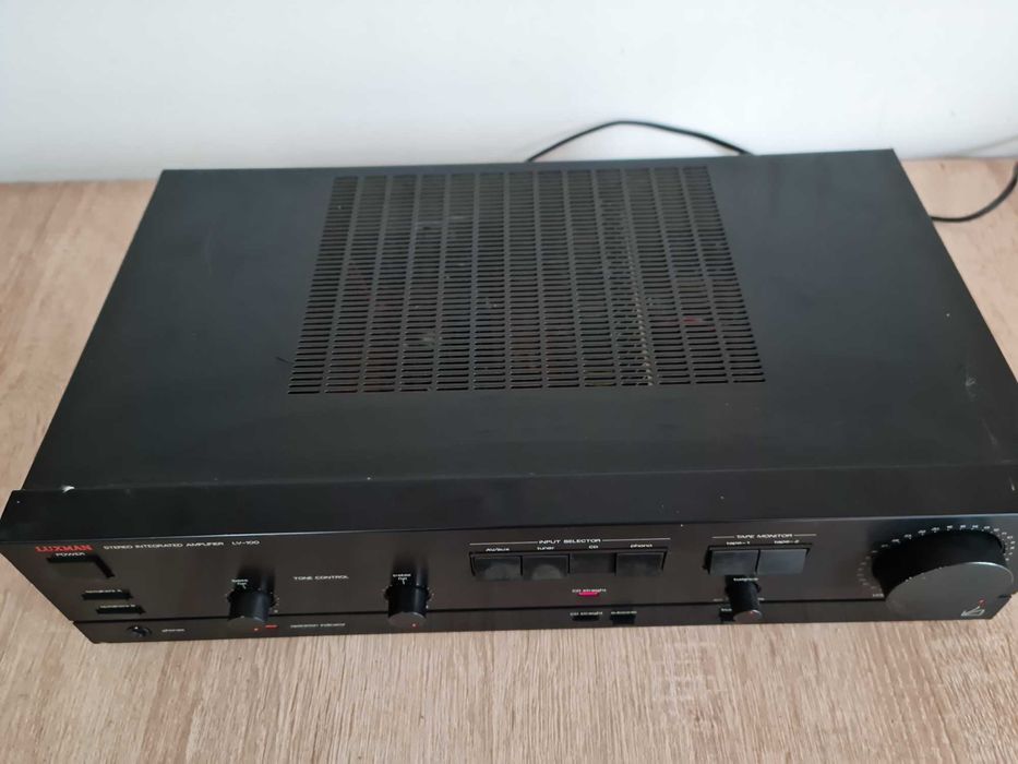 amplificator audio Luxman LV-100