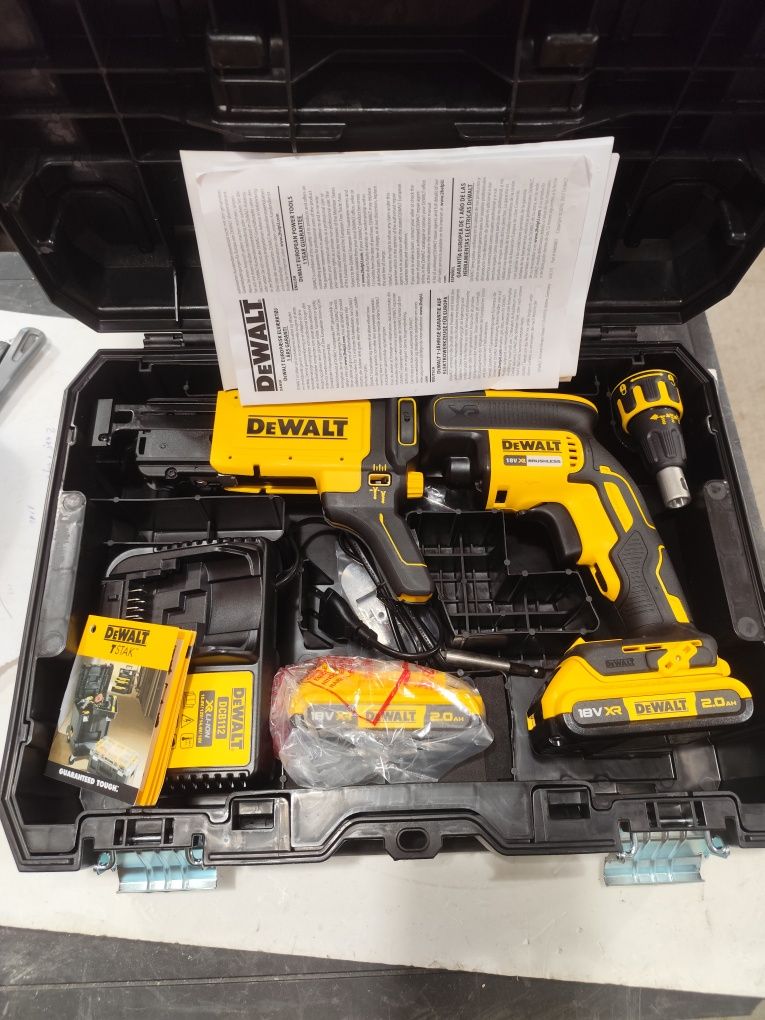 Комплект винтоверт за гипсокартон Девалт Dewalt DCF620D2K