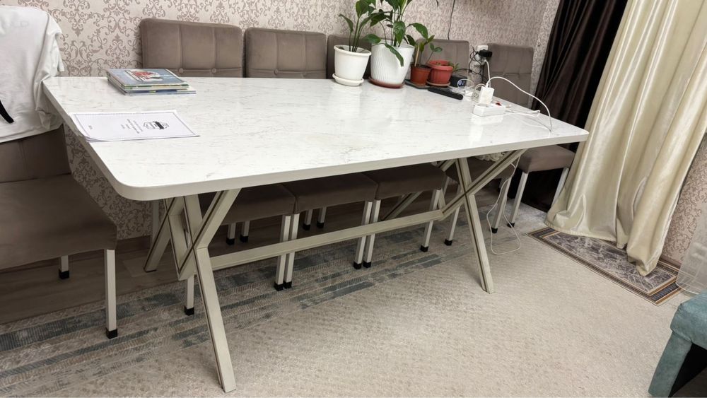 Стол 200/90 размер белая новая