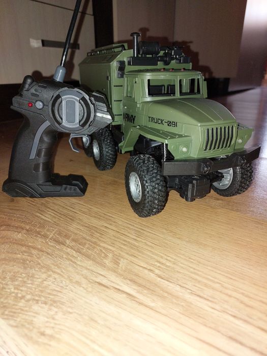 Урал, игрушка на пульте управления