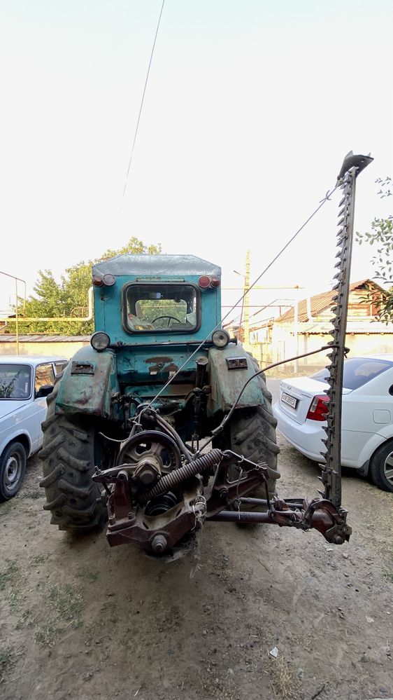 Arzon narxda Traktor T40 sotiladi