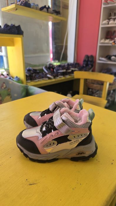 Зимни обувки с пух