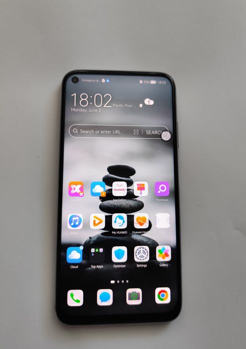 Телефон Huawei P40 lite