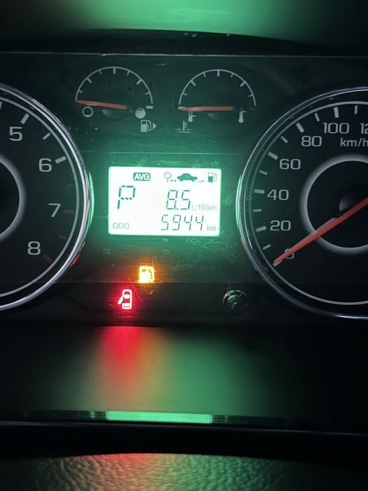 Jentra 2023. 24 qora toza aftomat luk abs soat mafon bor