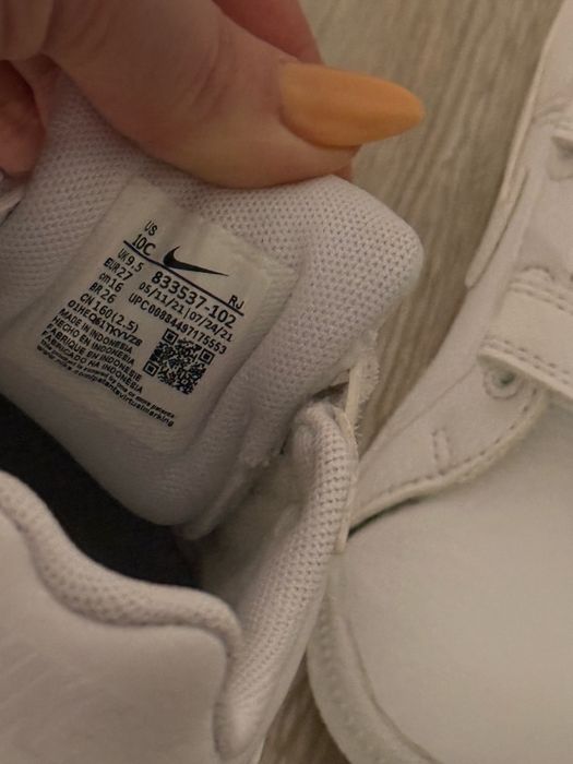 Adidasi nike copii  27 originali