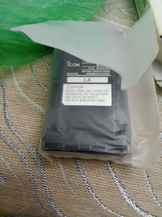 Рация от  айком доп аккумулятор