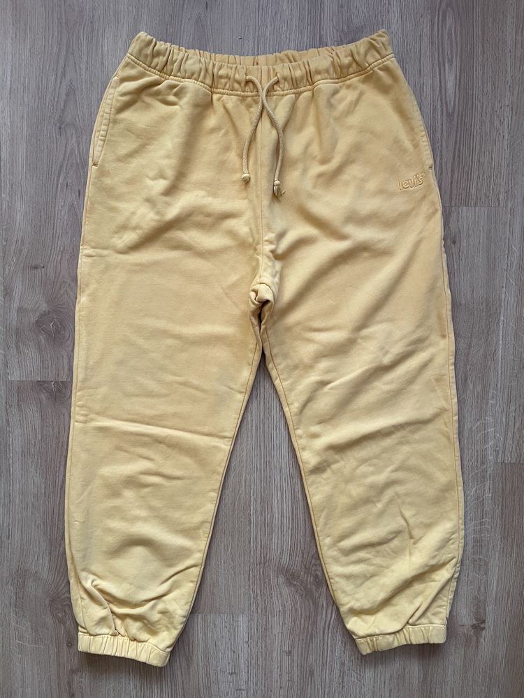 Levi’s Sweatpants L