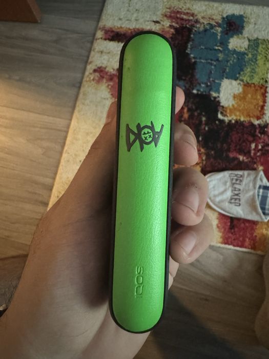 Iqos Iluma Steve Aoki edition
