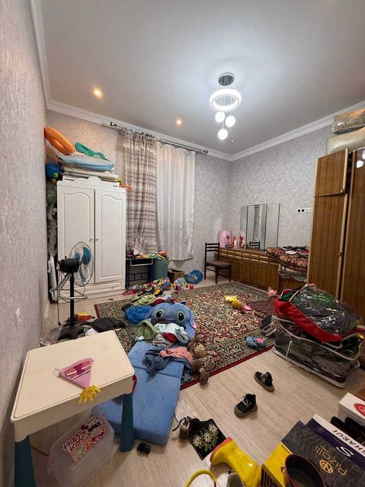 Uch Qaxramon Guliston 4 sotik xovli sotiladi/ Srochno