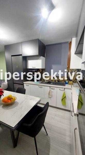 Продава се Двустаен апартамент в Пловдив, Кючук Париж - 78 кв.м за 1609 €/кв.м - Снимка #2