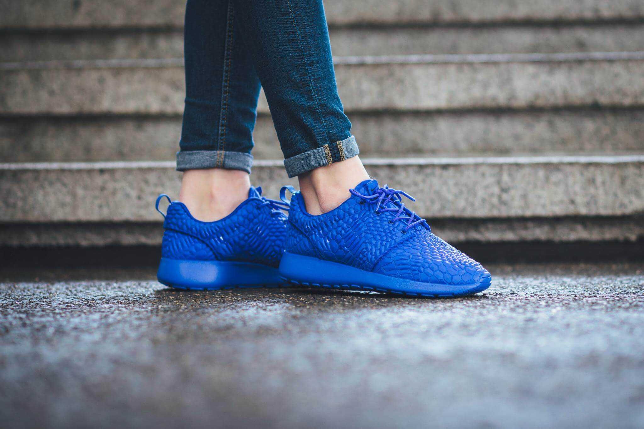 NIke Roche One - Дамски Обувки