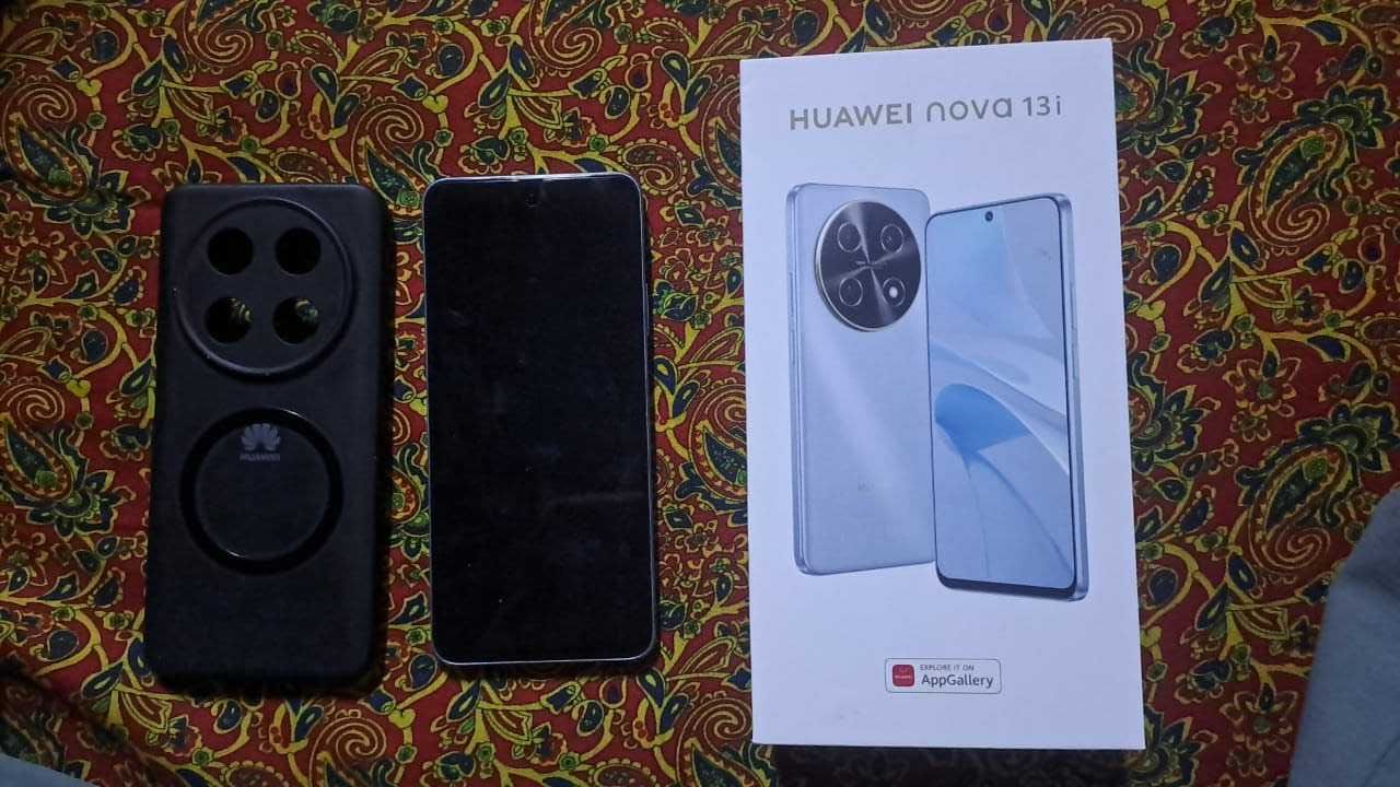 Huawei nova 13 i
