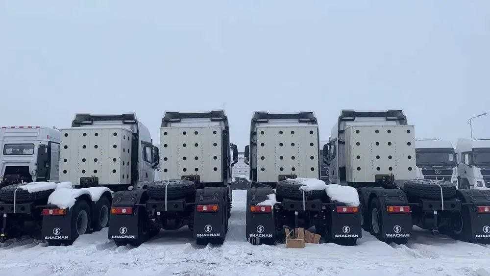 Тягач X5000 рессор 6x4 CNG