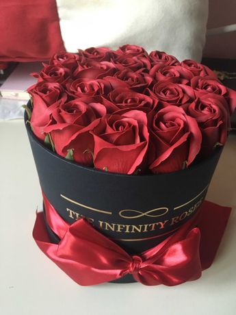 Buchet trandafir cadou * The Infinity Rose *