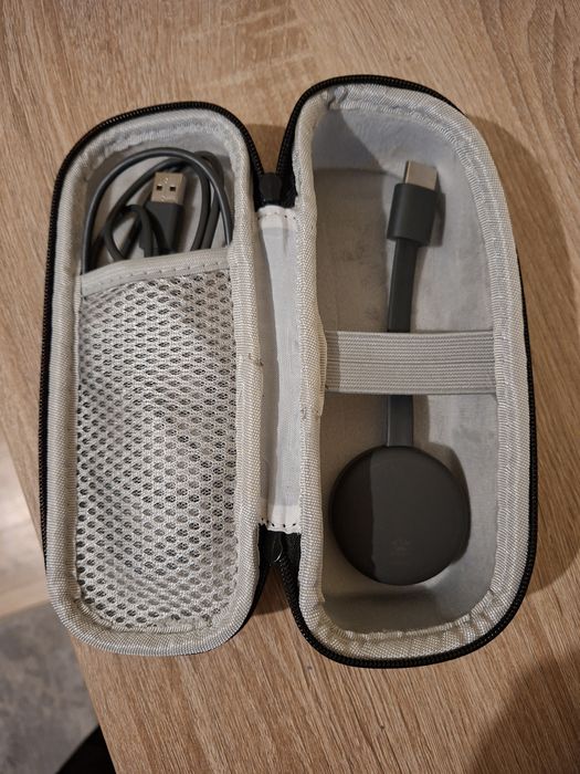 Vând Chromecast 3. În stare foarte bună!