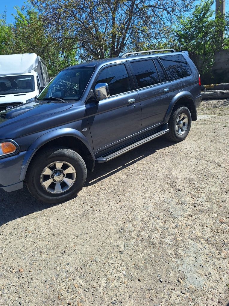 Mitubishi Pajero Sport