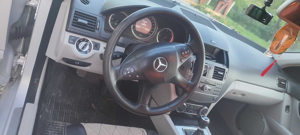 De vânzare  C200