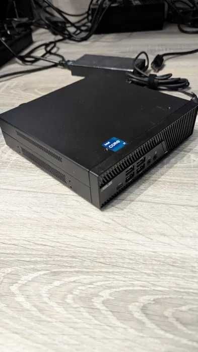 Мини ПК (неттоп) Asus Mini PC PB62