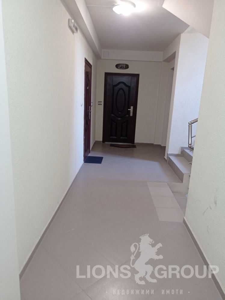 Продава се Тристаен апартамент в Варна, Възраждане 3 - 90 кв.м за 1556 €/кв.м - Снимка #17