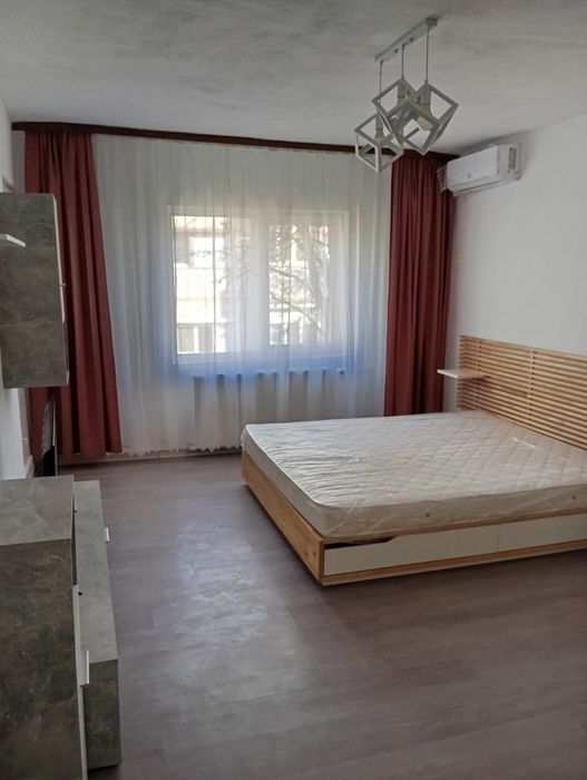 Apartament 1 cameră decomandat 34mp Piața Rogerius