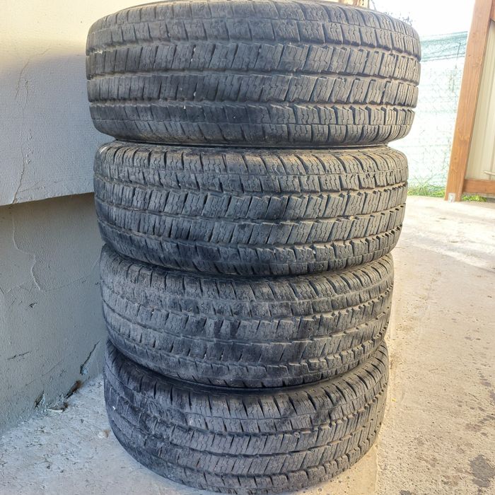 Vand 5 Cauciucuri 225/70/R15 C M+S Stare perfecta!