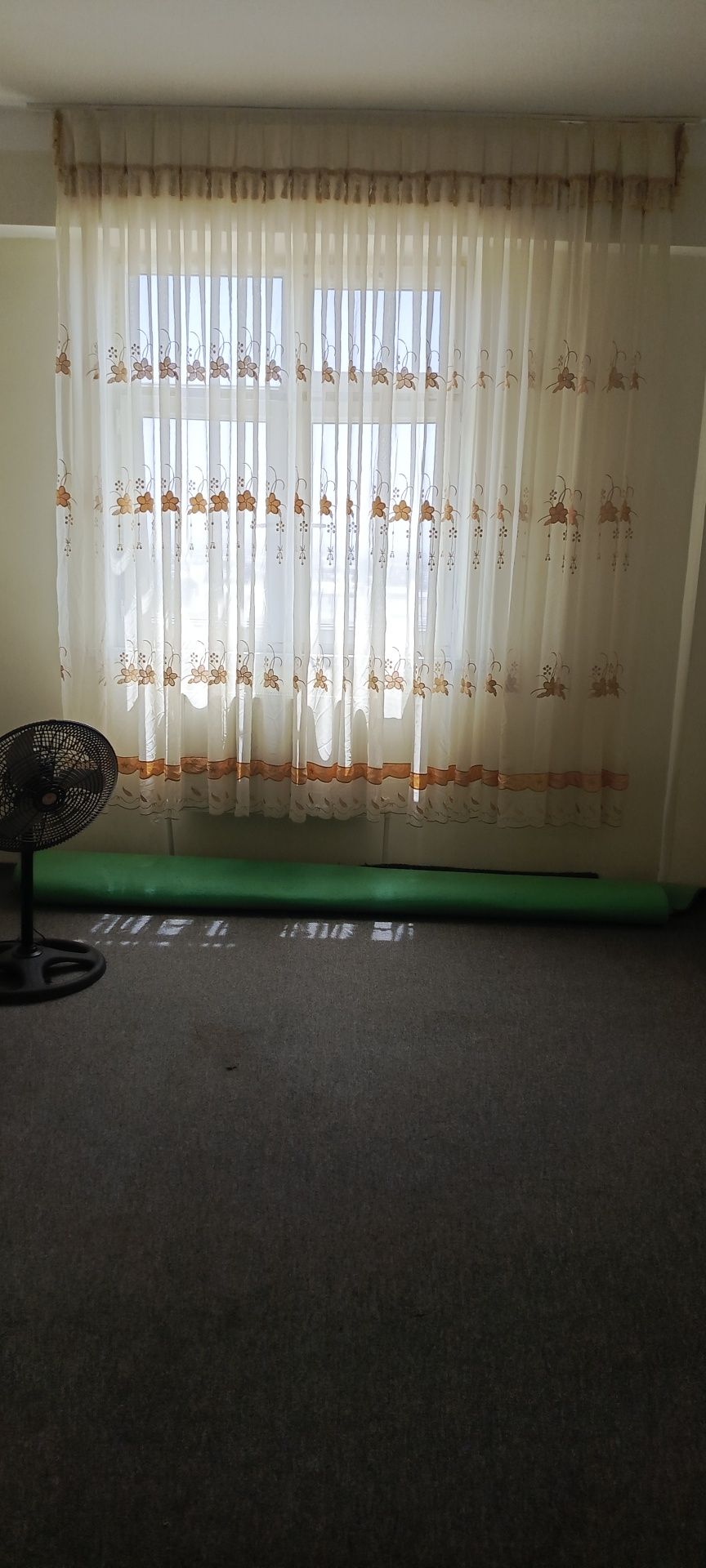В городе Кагане Продается двухкомнатная квартира