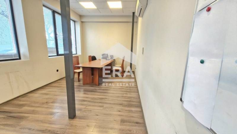 Дава се под наем Офис в Варна, Победа - 45 кв.м за 405 € - Снимка #1