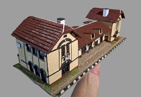 Продавам авторски бутиков модел на жп гара-колекционерски уникат