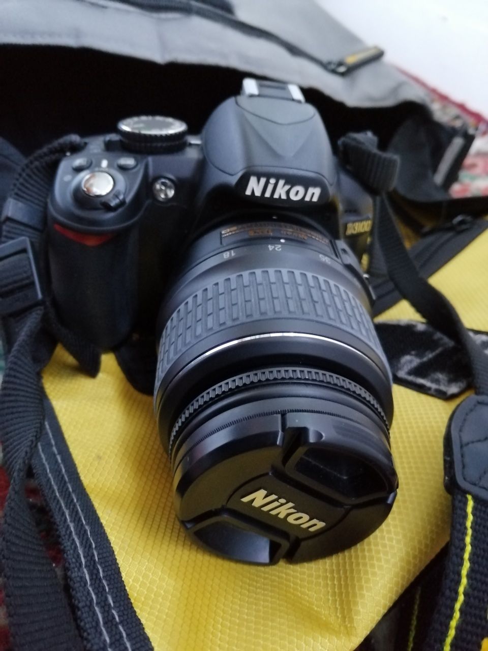 Nikon DSLR D3100