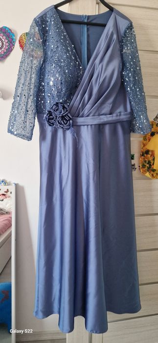 Rochie ocazie! In stare buna!