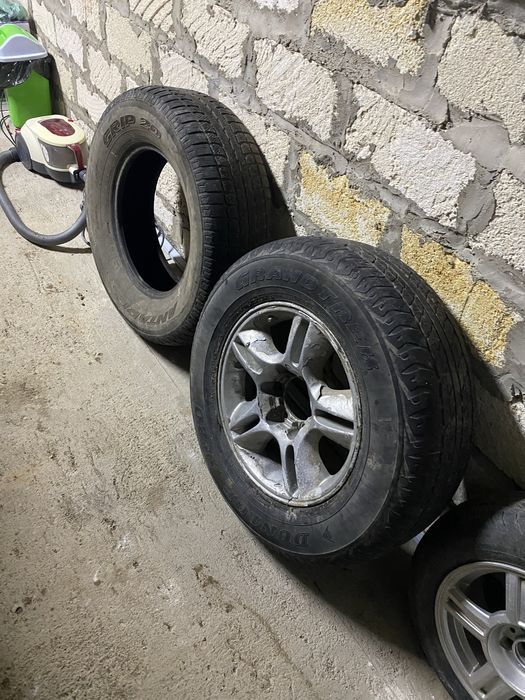 Продам запаску + резину на Lexus GX 470