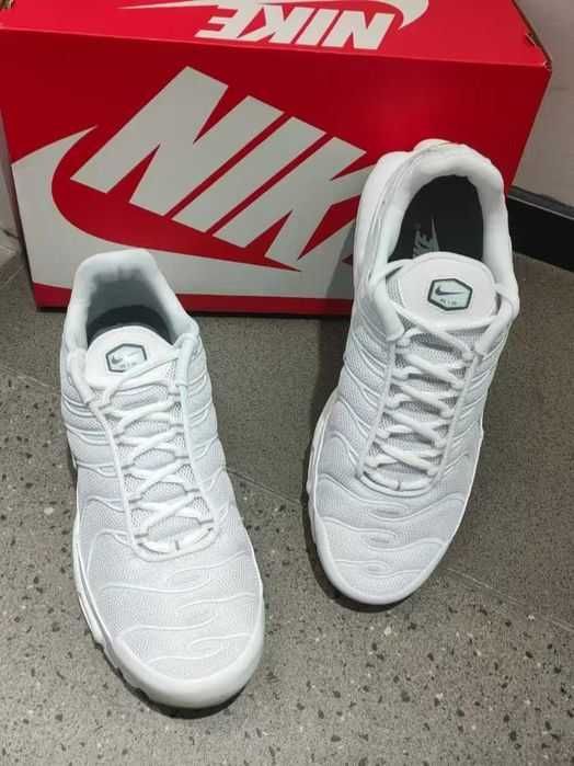 Nike Air Max TN Plus Triple White 36,37,38,39.40,41,42,43,44,45,46