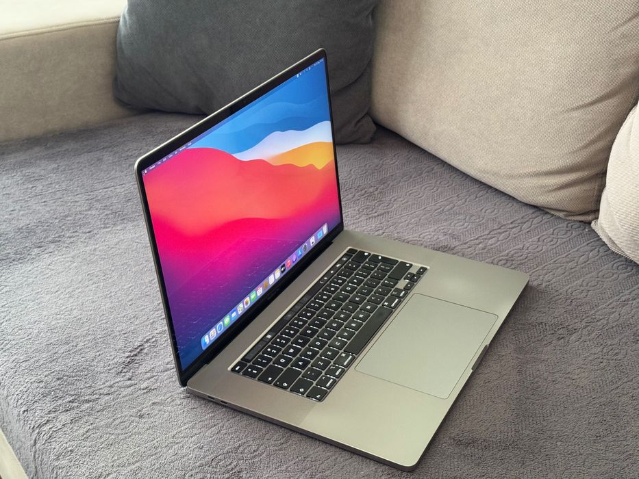 16’ НОВ Macbook Pro 16’ 2019/32GB Ram/Core i7/512 SSD/Radeon 5300