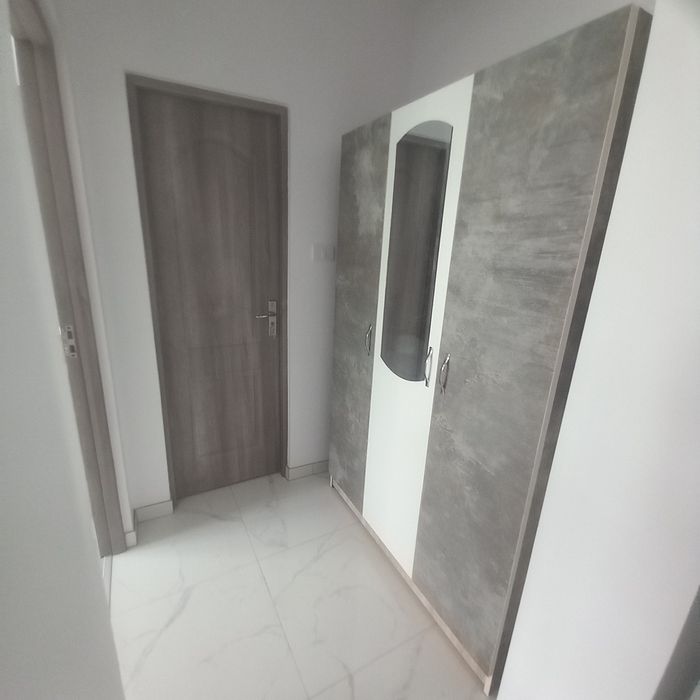 Închiriez apartament 2 camere