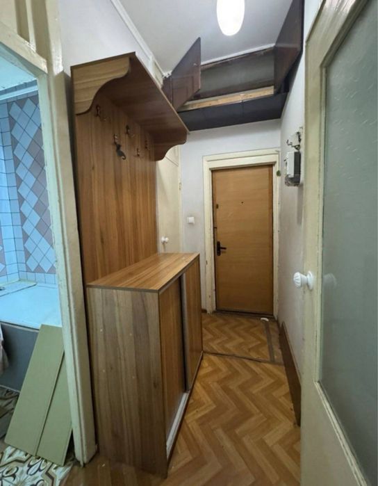 Срочно продается квартира Чиланзар 7 2/4/4