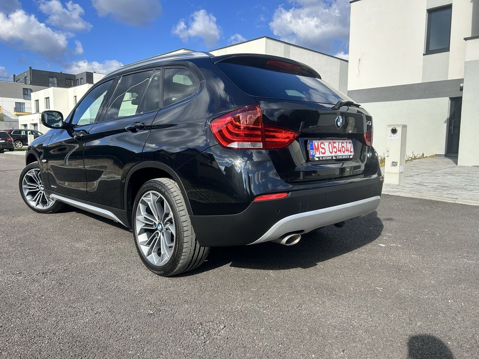 BMW X1 xDRIVE 23D-204CP4x4-Automat-Piele/Xenon/Navi/HARMAN KARDON/Pano