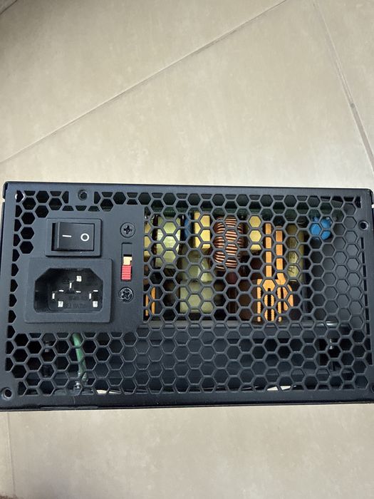Sursa Super Flower 750w platinum