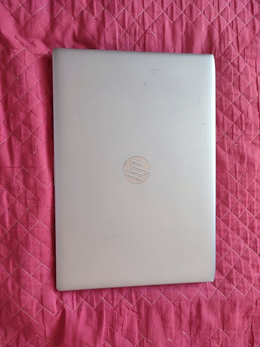 Продам ноутбук hp .