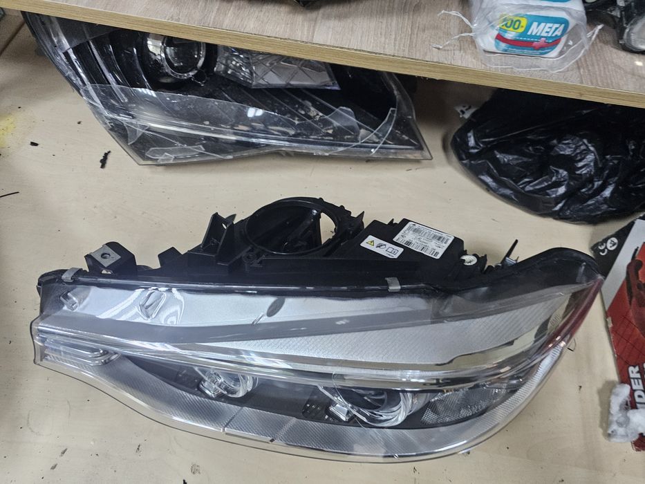 Ляв фар BMW 4 F82 F83 F32 F33  lqv far бмв 4