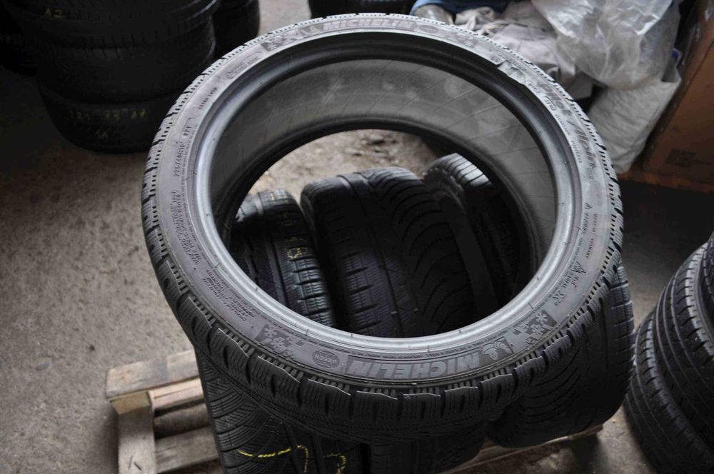 SET 4 Anvelope Iarna 225/40 R18 MICHELIN Pilot Alpin PA4 92V