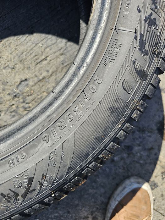 205 55 16 dunlop m+s