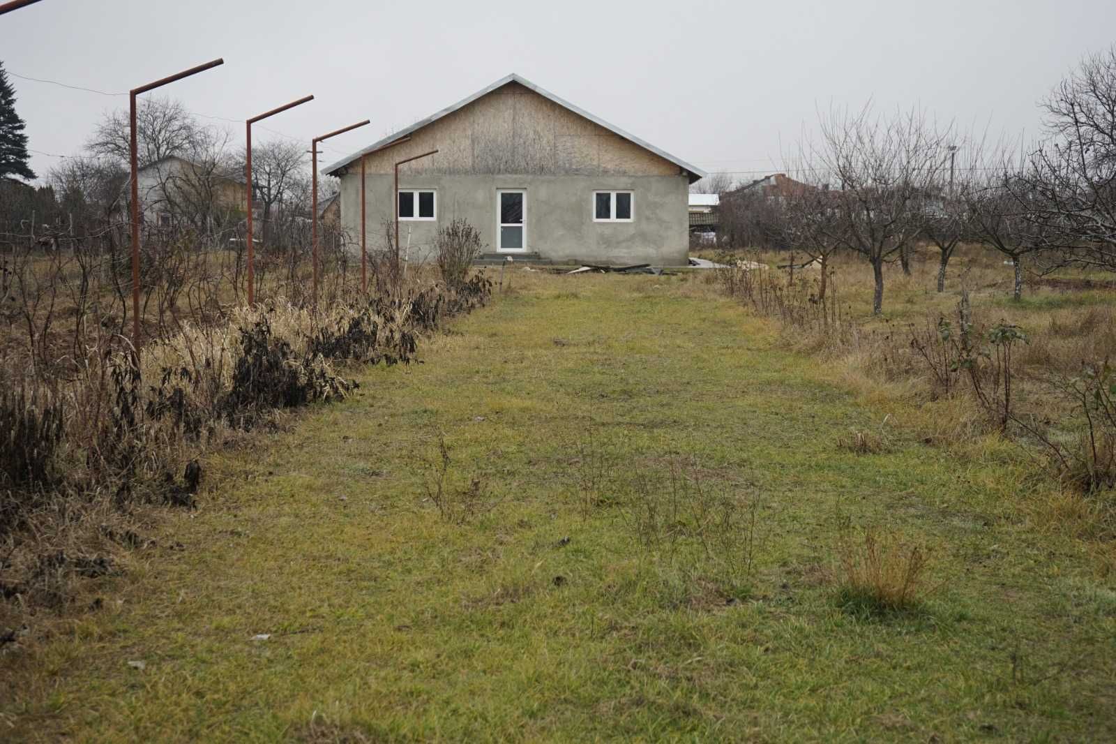 casa de vanzare cu teren