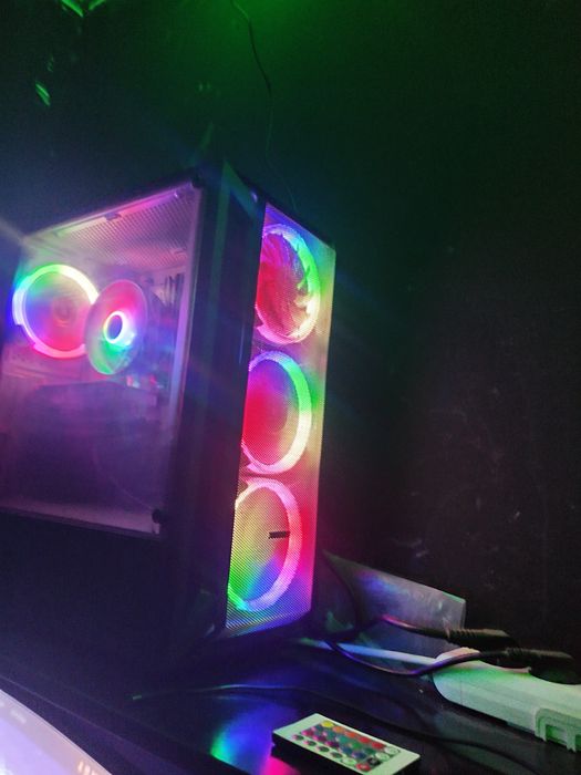 Компютер сотилади