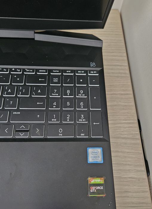 Laptop Gaming HP Pavilion 15
Model: 15-dk0039nq