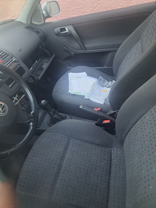 De vânzare 2 mașini cu acte valabile fiscal