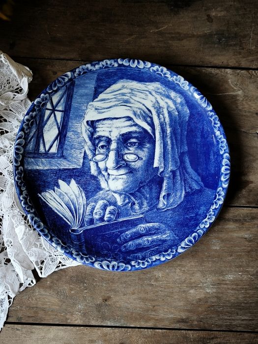 Чиния Boch Frères La Louvière