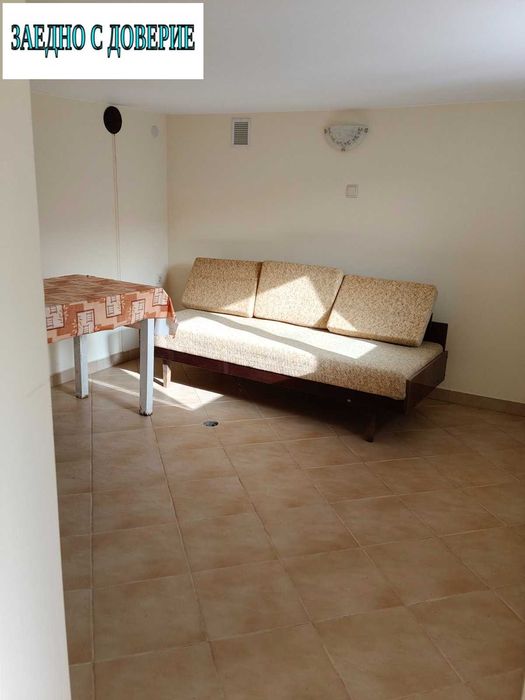 Уникална триетажна къща в гр,СВОГЕ, сред  живописното Искърско Дефиле