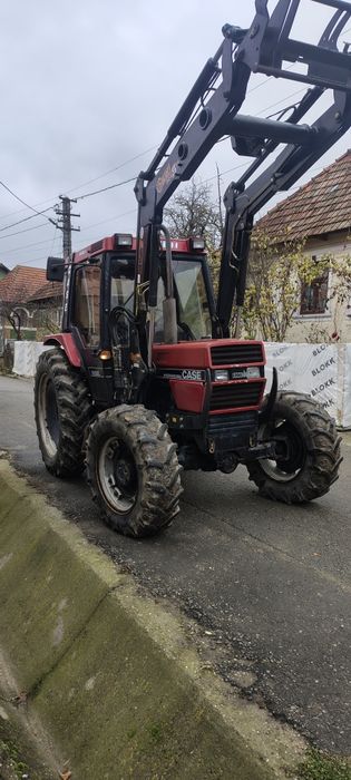 Tractor case international 685 xl încărcător frontal