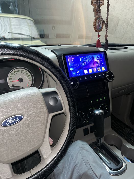 Форд эксплорер 4    4,0   2007 год