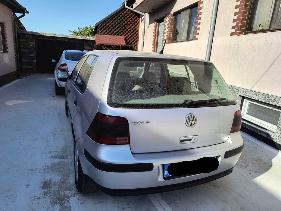 Volkswagen Golf 4 (2001)